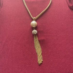 Necklace dress up or dress down